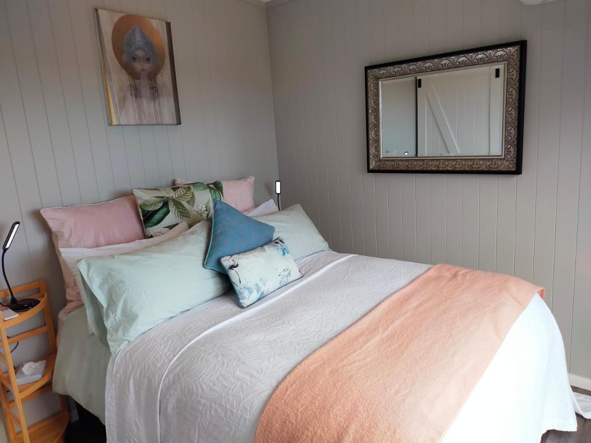 Secluded, Private Rural Retreat Mins From Warkworth -"Avondale" Minihouse Villa Eksteriør billede